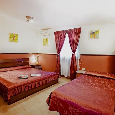 Hotel Saturnia Ρώμη Δωμάτιο φωτογραφία