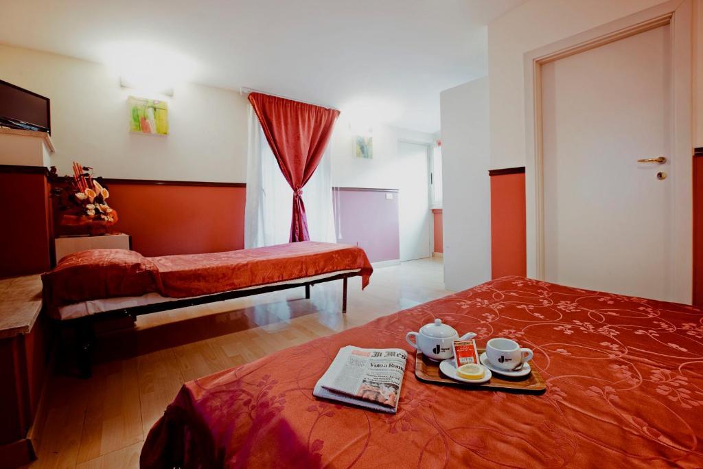 Hotel Saturnia Ρώμη Εξωτερικό φωτογραφία