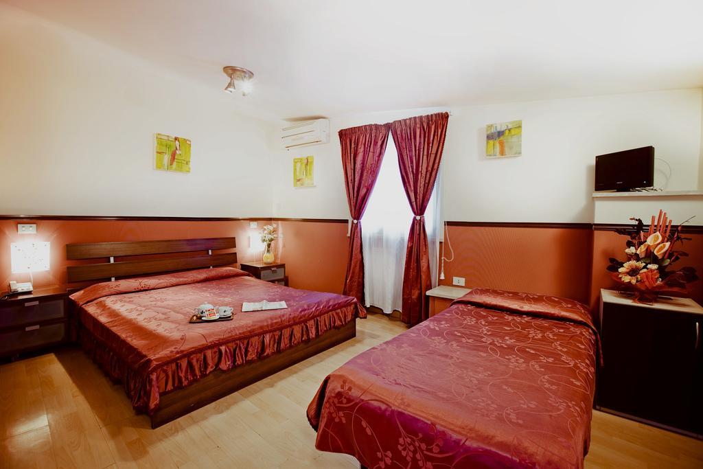 Hotel Saturnia Ρώμη Δωμάτιο φωτογραφία